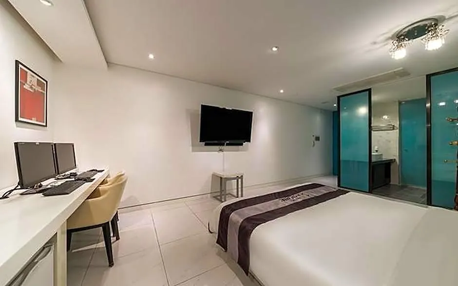 Hotel Cube Incheon