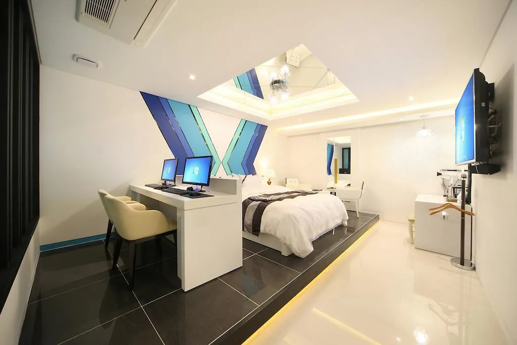 Hotel Cube Incheon