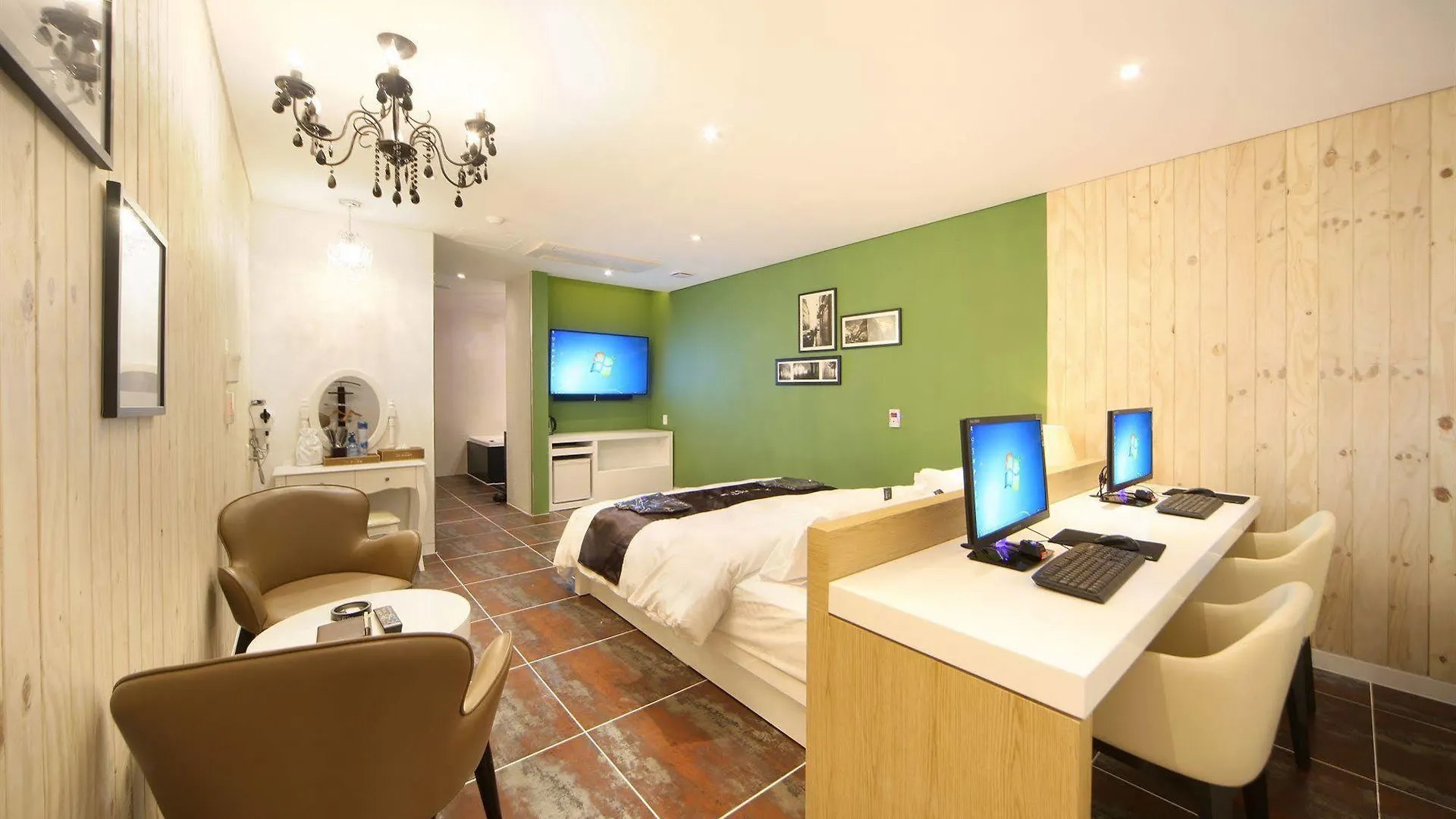 Hotel Cube Inczhon 3*,