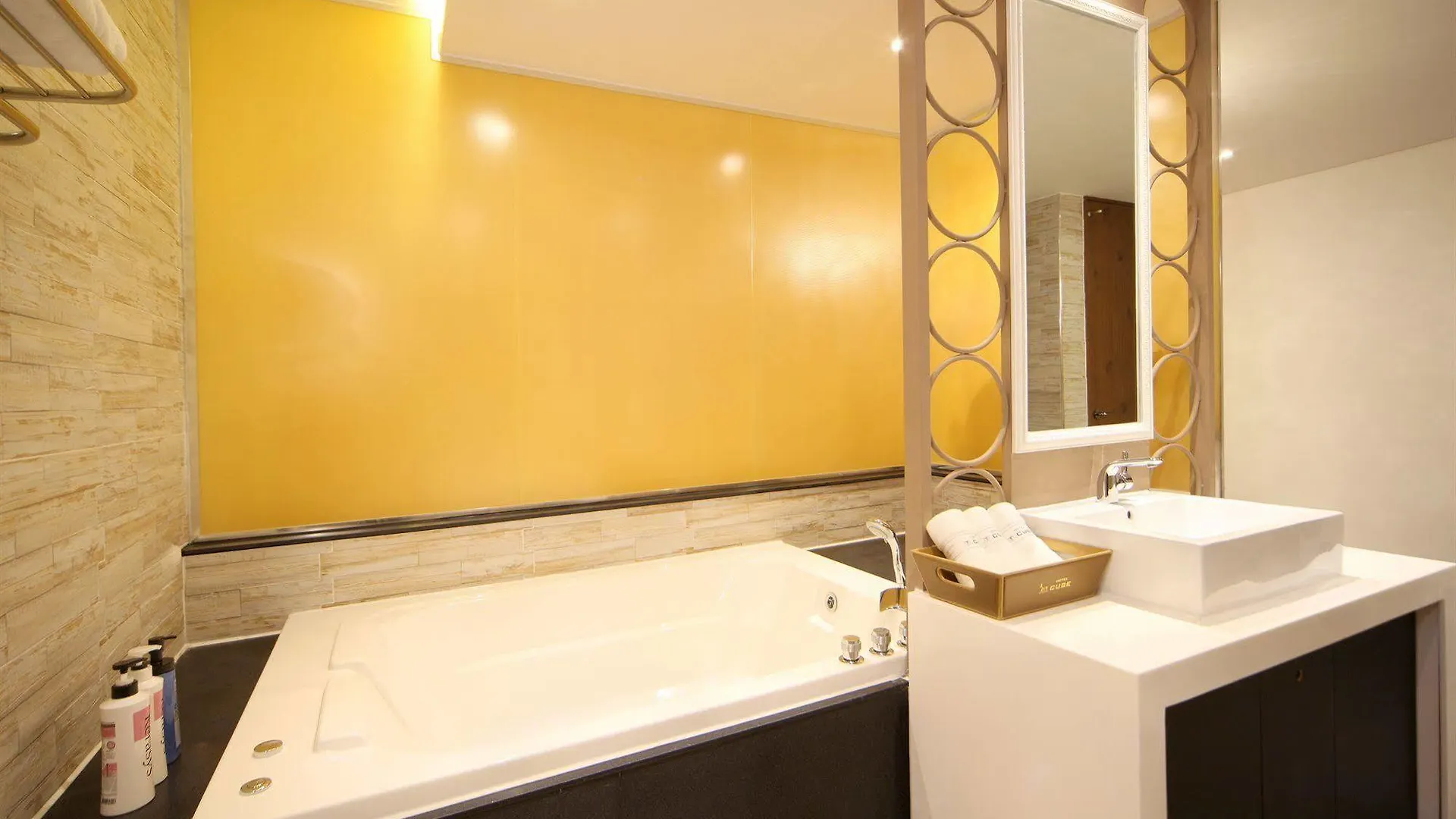 Hotel Cube Incheon