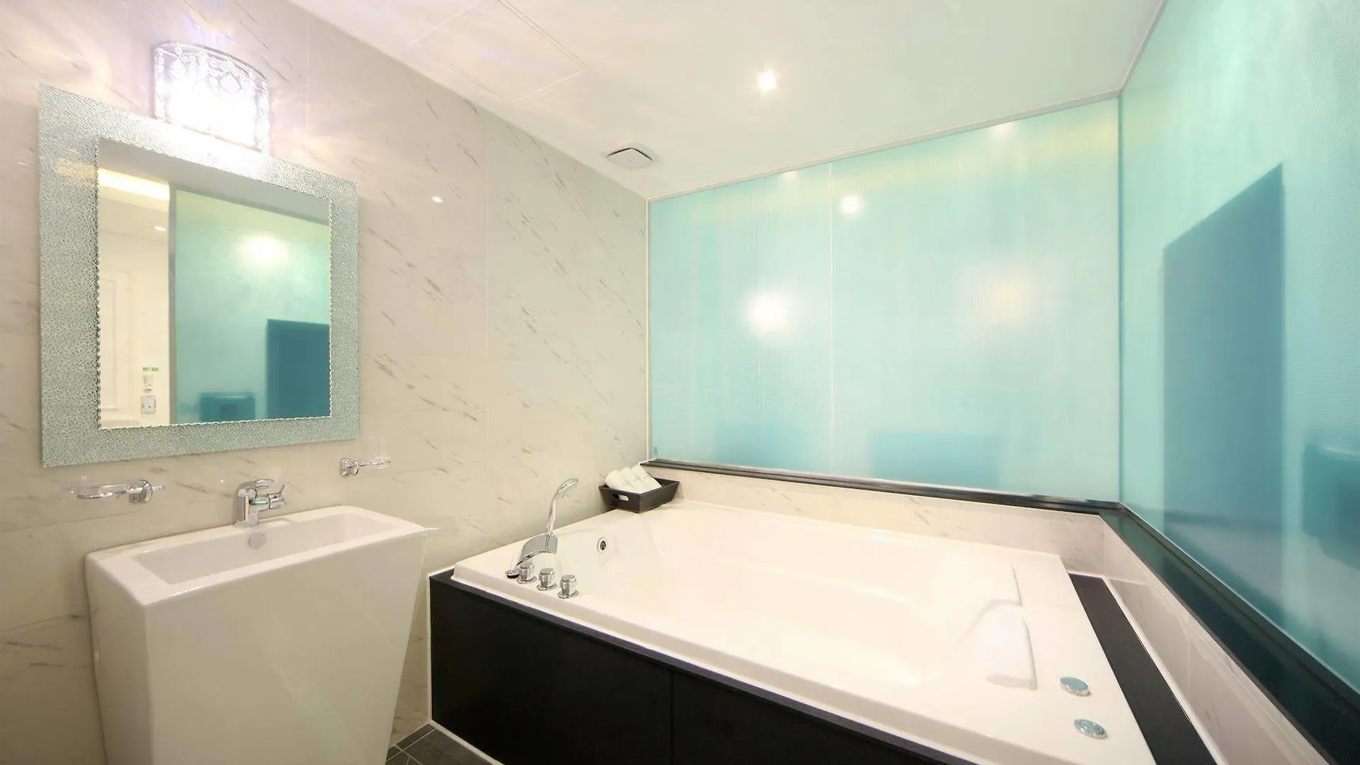 Hotel Cube Incheon 3*,
