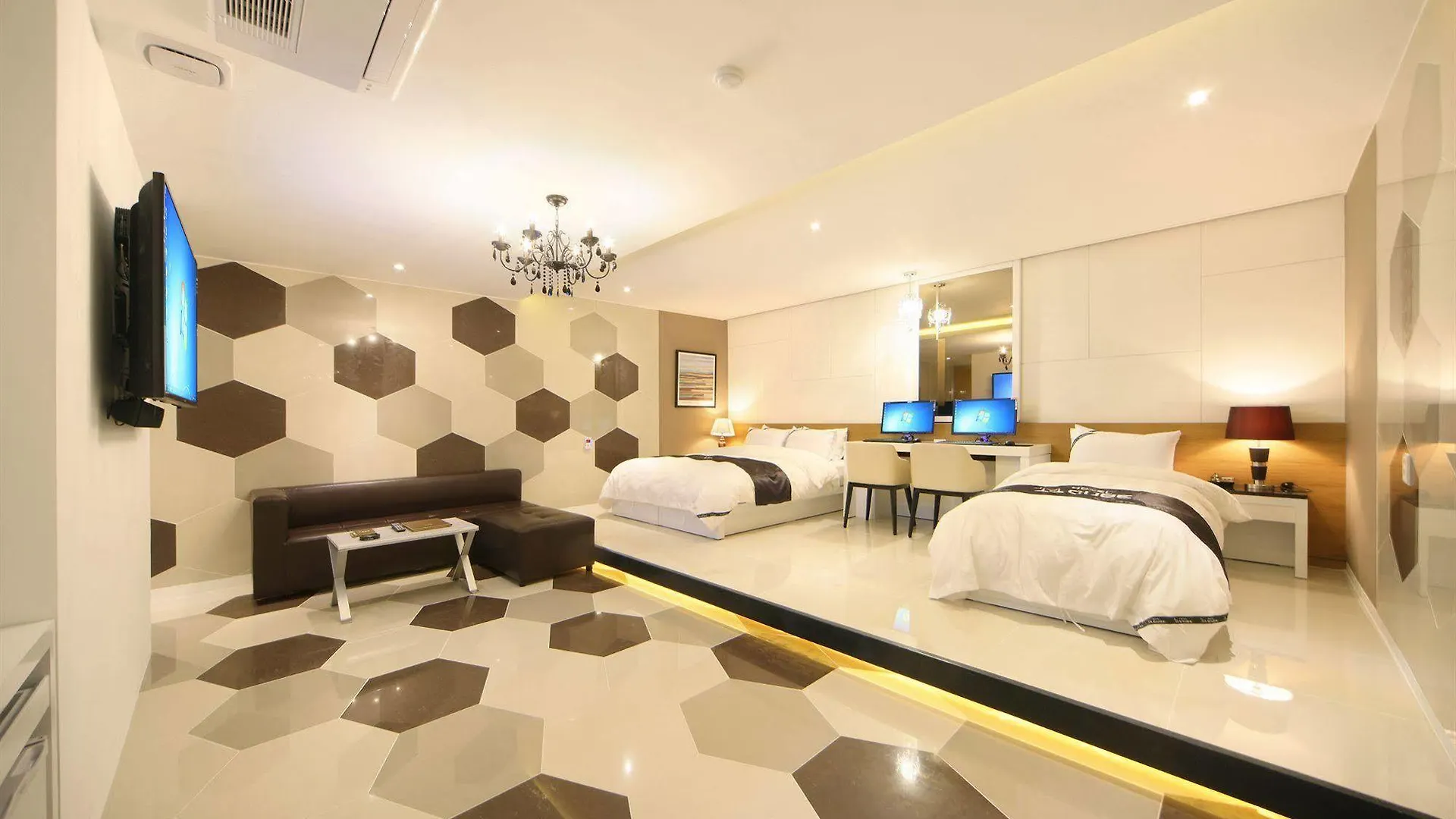 Hotel Cube Inczhon